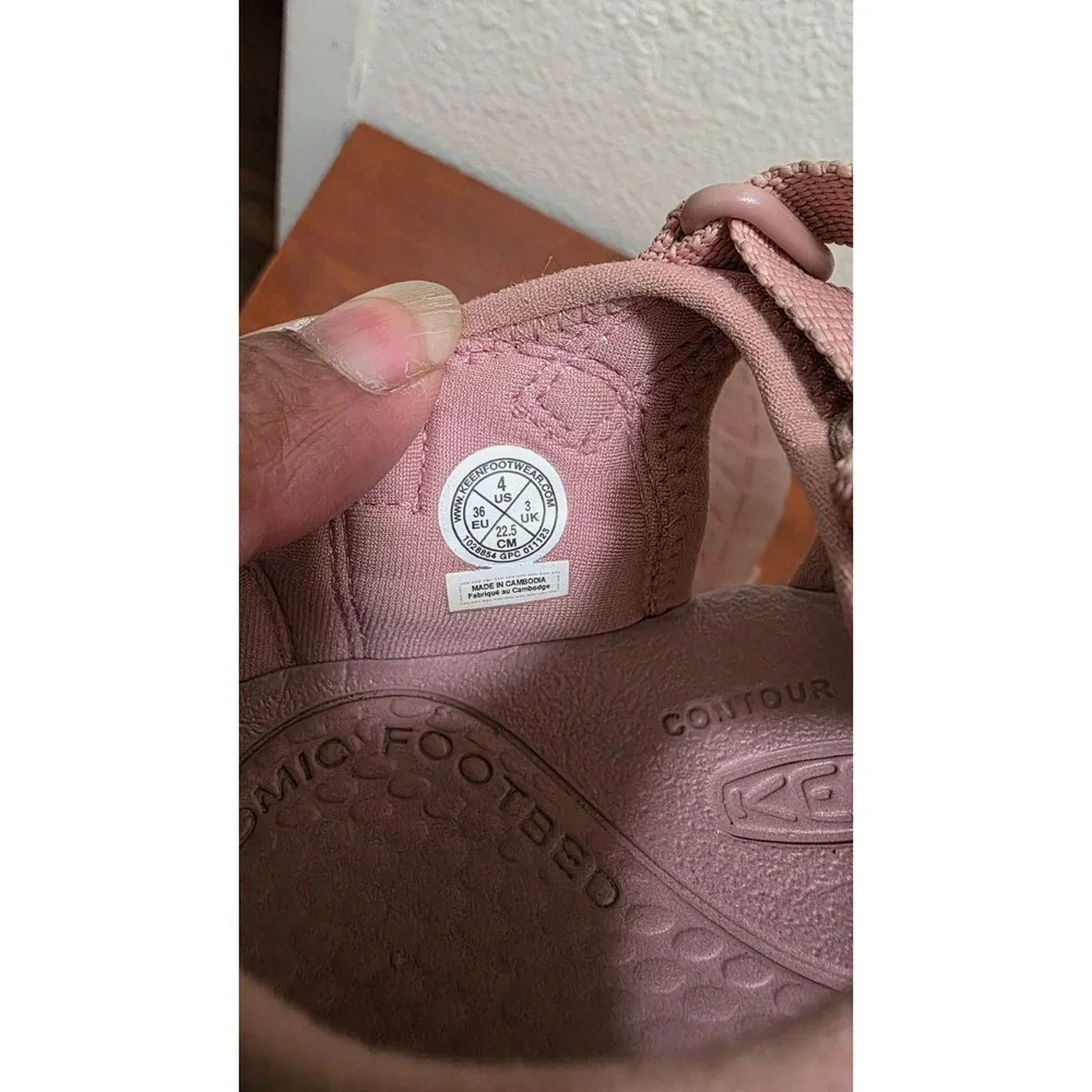 Keen Youth Pink Newport H2 Hiking Camping Beach Sandals Adjustable Straps Size 4